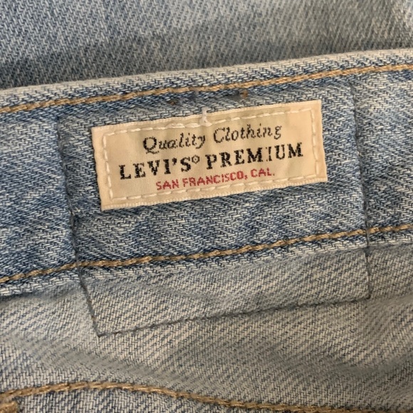 Levi's Premium High Loose Jeans High Rise Wide Leg Light Wash Women's 28 - Picture 5 of 9